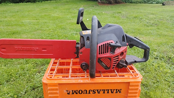 Jonsered CS 2137 Turbo moottorisaha