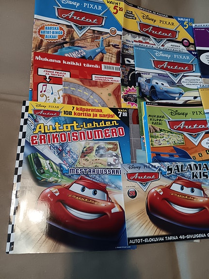 Disneyn Autot lehtiä