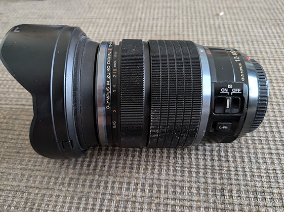 Olympus M.Zuiko Digital ED 12-100mm f/4 IS PRO -objektiivi