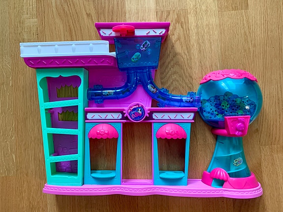 Littlest pet shop - talo
