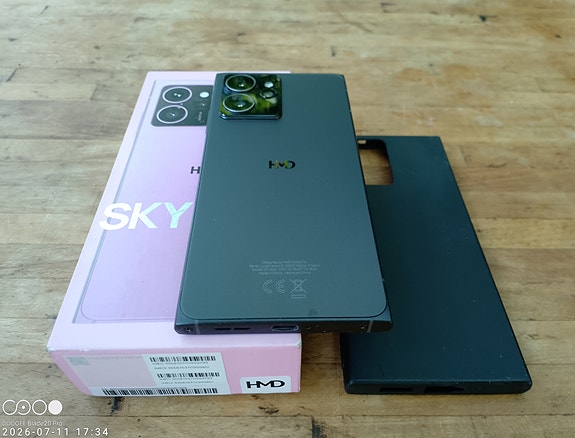 HMD Skyline 12/256Gb Dual-SIM Twisted Black