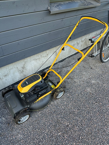 Stiga ruohonleikkuri