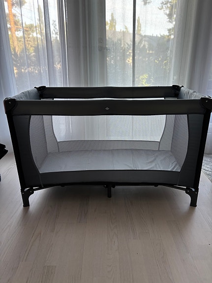 Ciraf Matkasänky