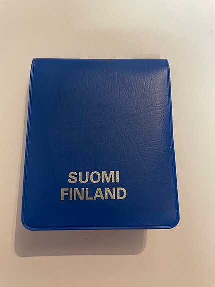 Jääkiekon MM 1982 juhlaraha kotelossa 50 markkaa
