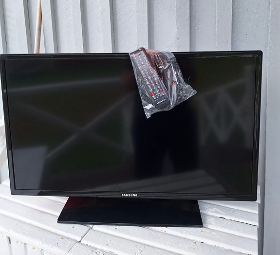 Samsung 32” TV