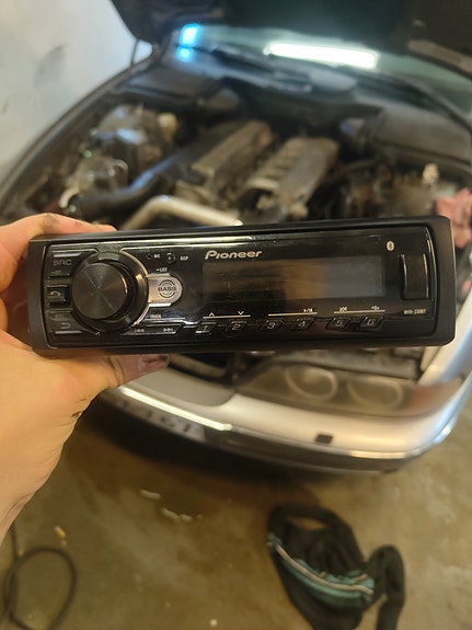 Pioneer mvh-s230bt