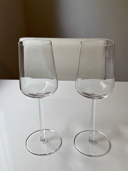 Iittala Essence viinilasit 2 kpl kirkas lasi