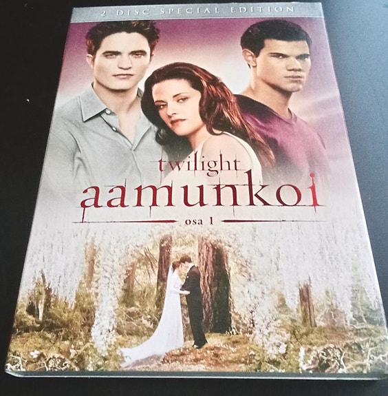 Twilight Aamunkoi osa 1 DVD elokuva