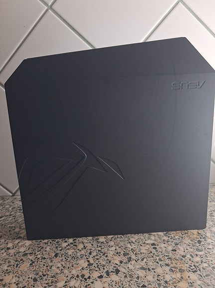 Asus Rog Gr6 pelitietokone