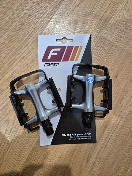 Fastr City ja MTB polkimet 9/16"
