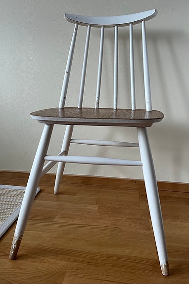 Vintage valkoinen pinnatuoli