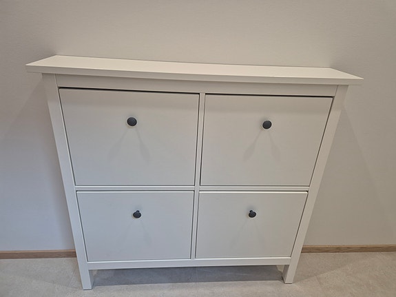 Kenkäkaappi Ikea Hemnes