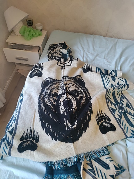 Laadukas Poncho-asuste