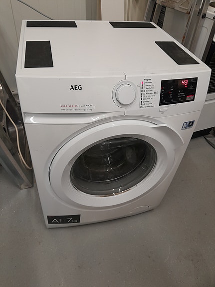 AEG pesukone  7kg täytöllä