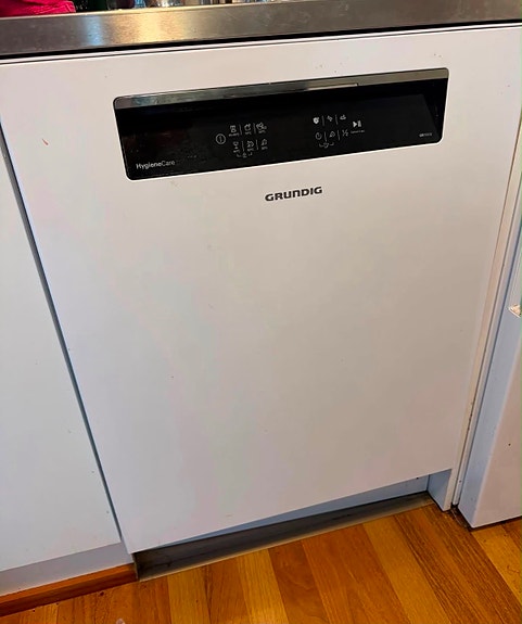 Grundig astianpesukone ovh 547€