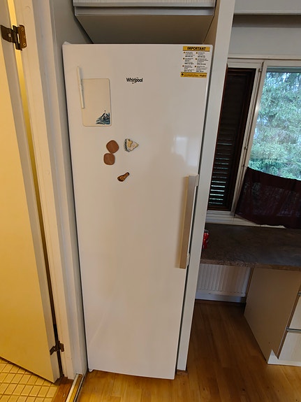 Whirlpool jääkaappi valkoinen