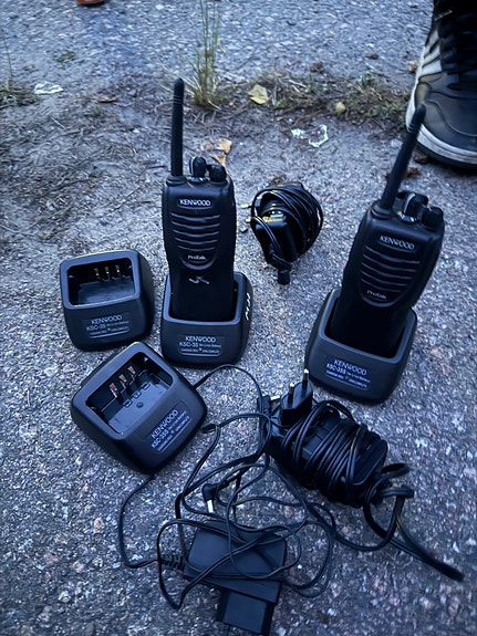 Kenwood KSC-35S puhelimet+laturit