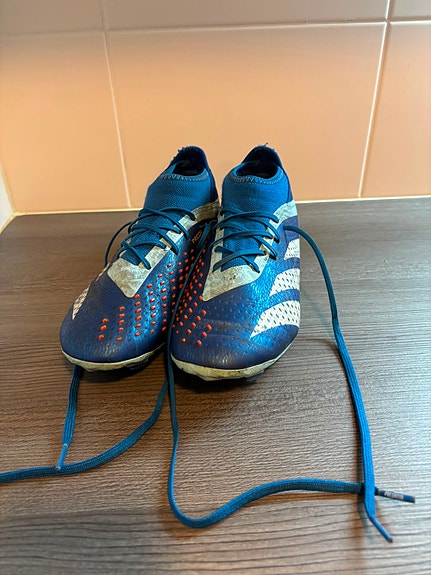 Nappulakengät ADIDAS Predator koko 38 2/3