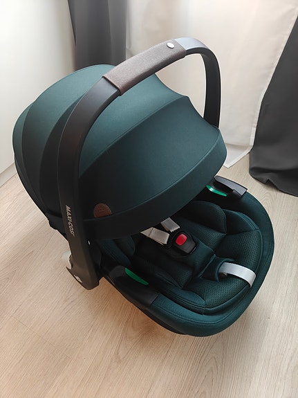 Maxi-cosi pebble 360 pro 2 + familyfix 360 pro
