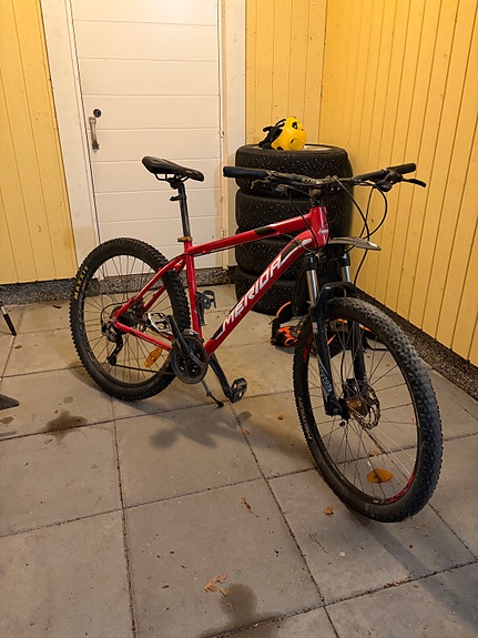 Merida maastopyörä 27.5 L miehille