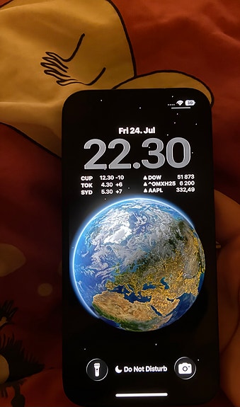 Apple iPhone 13 älypuhelin musta
