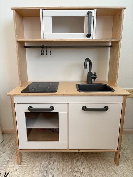 Myydään IKEA leikkikeittiö Duktig