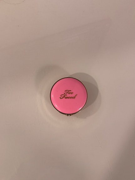 Too Faced Cloud Crush Candy Clouds poskipuna pinkki