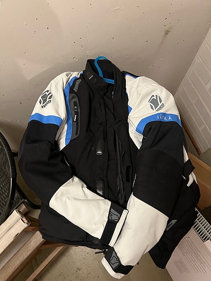 Product image 1 of 10