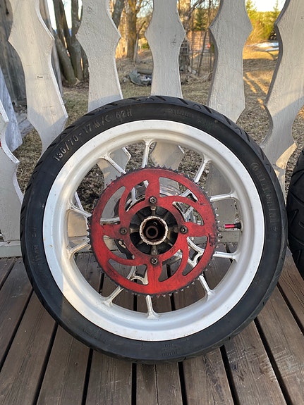 Product image 1 of 5