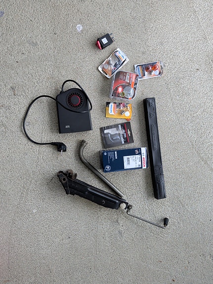 Product image 1 of 7