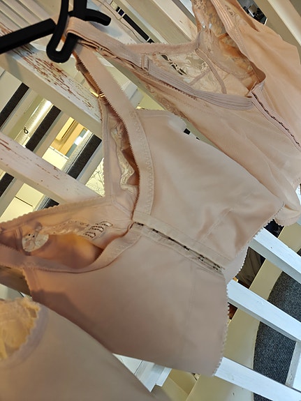 Product image 16 of 20