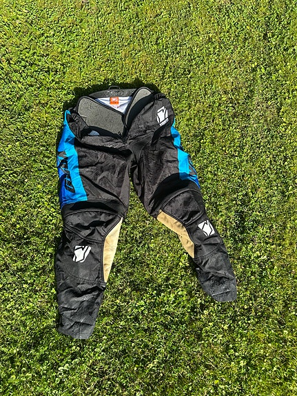 Product image 1 of 10