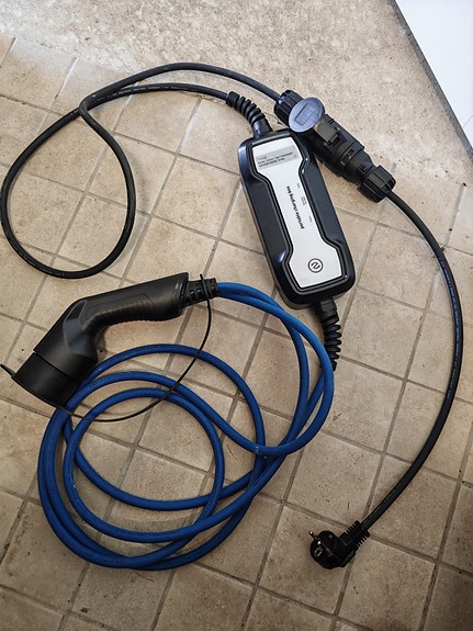 Product image 1 of 2