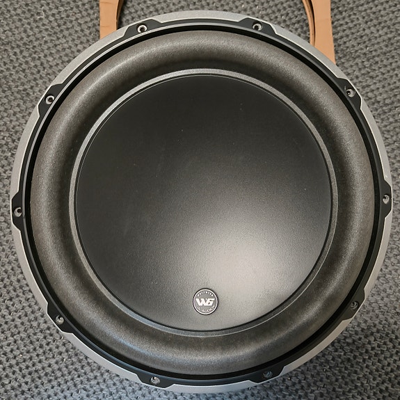 Product image 1 of 9