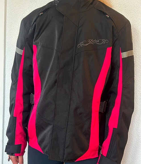 Product image 1 of 9