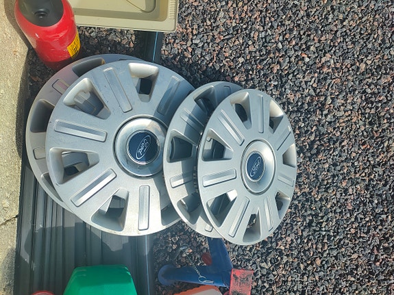 Fordin 16" pölykapselit