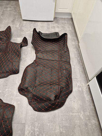 Product image 1 of 9