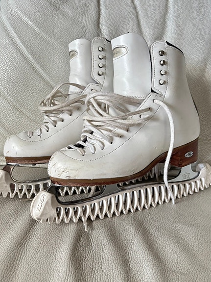 Product image 1 of 8
