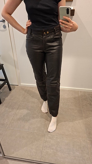 Product image 1 of 8