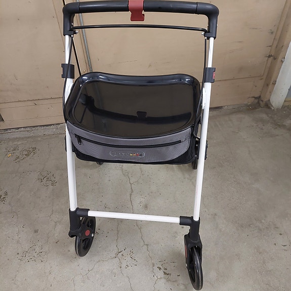 Product image 1 of 9
