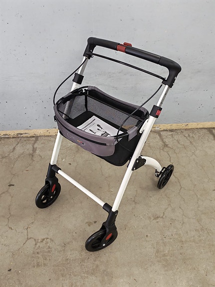 Product image 2 of 9