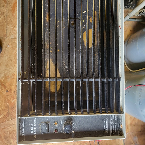 Product image 1 of 3