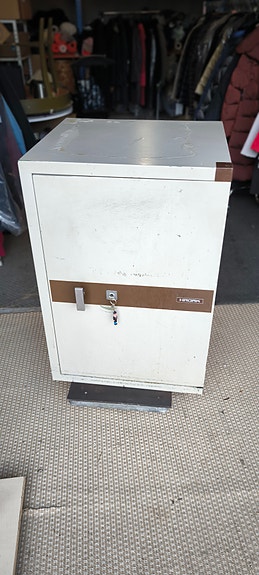 Product image 1 of 5