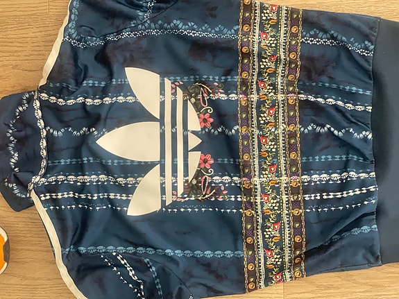 Product image 1 of 5