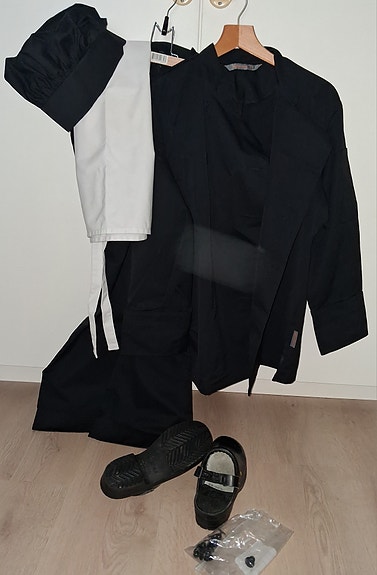 Product image 1 of 9