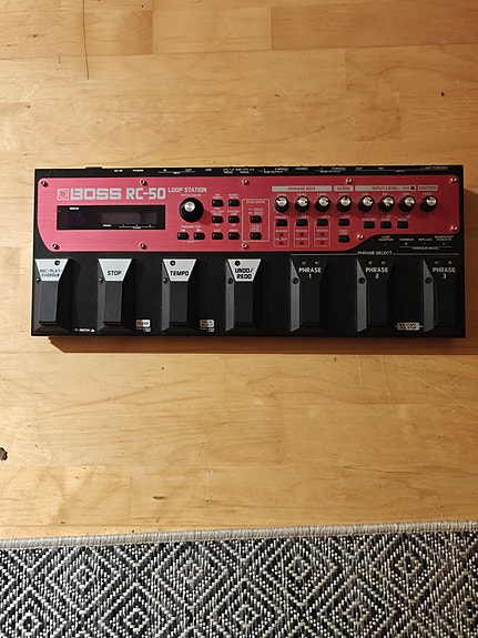 Product image 1 of 2