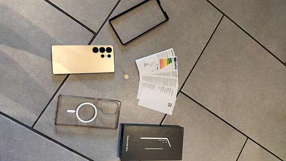 Product image 1 of 3