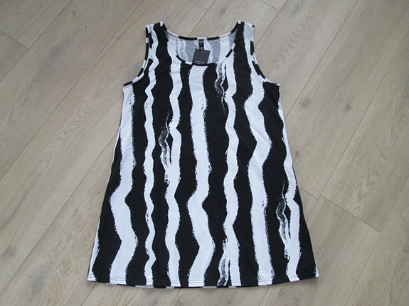 Product image 2 of 11