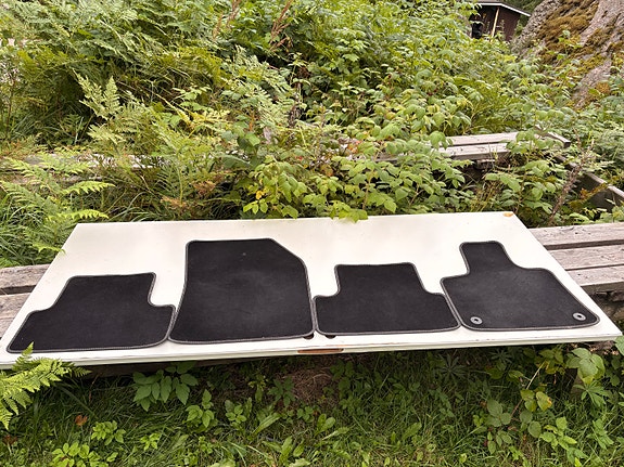 Product image 1 of 7