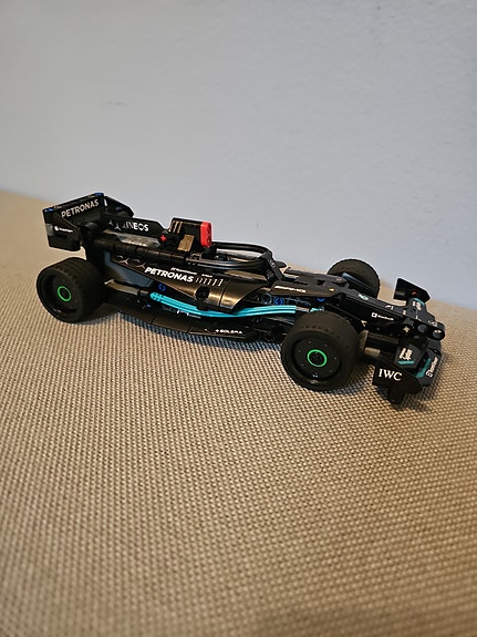 Product image 1 of 2